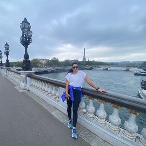 Meet your Posher, Jenny